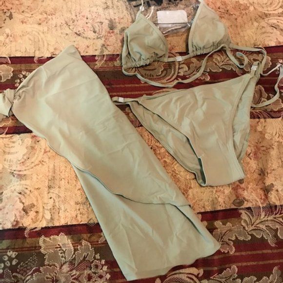 Olive color sarong~ FREE Bikini Rhinestone - Picture 1 of 14